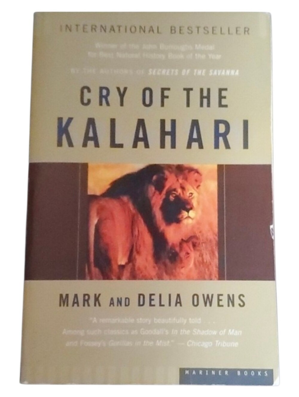 Cry of the Kalahari paperback‎ book Mark and Delia Owens Book